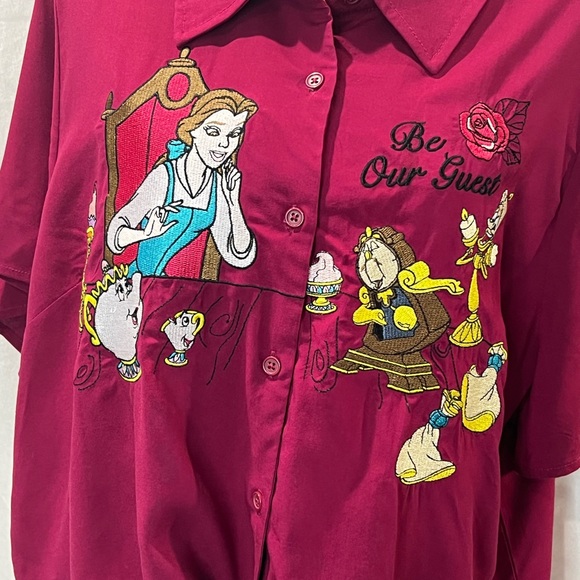 NWT-Her Universe/red Disney Belle short sleeve buttons/ tie top 3X - Picture 3 of 13